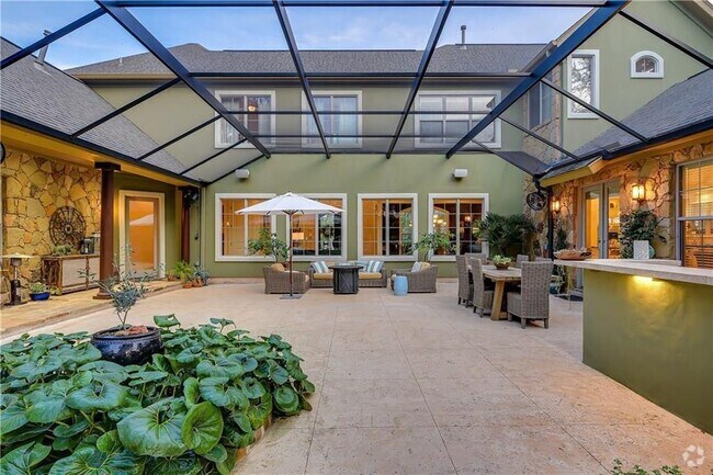 Building Photo - 7228 Oak Shores Dr Rental