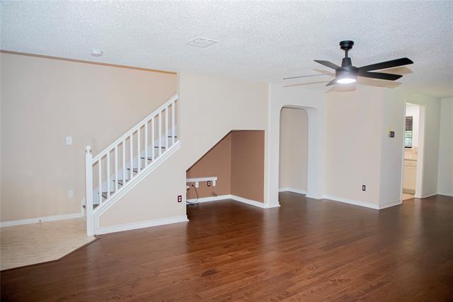 Photo - 2201 Driskell Ln