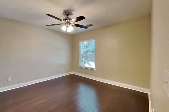 Photo - 19402 Kacey Ln Ct