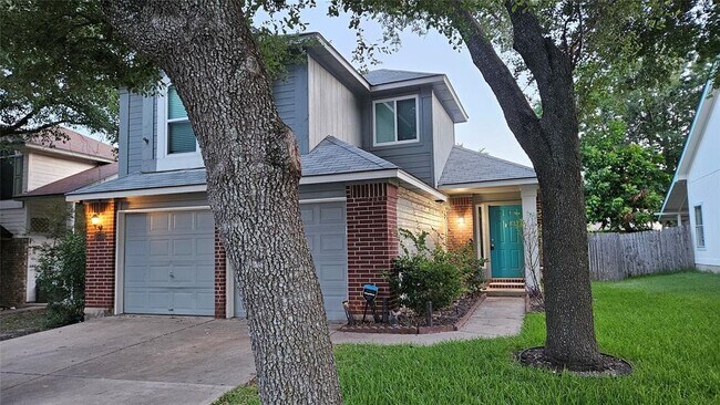 Photo - 17237 Tobermory Dr