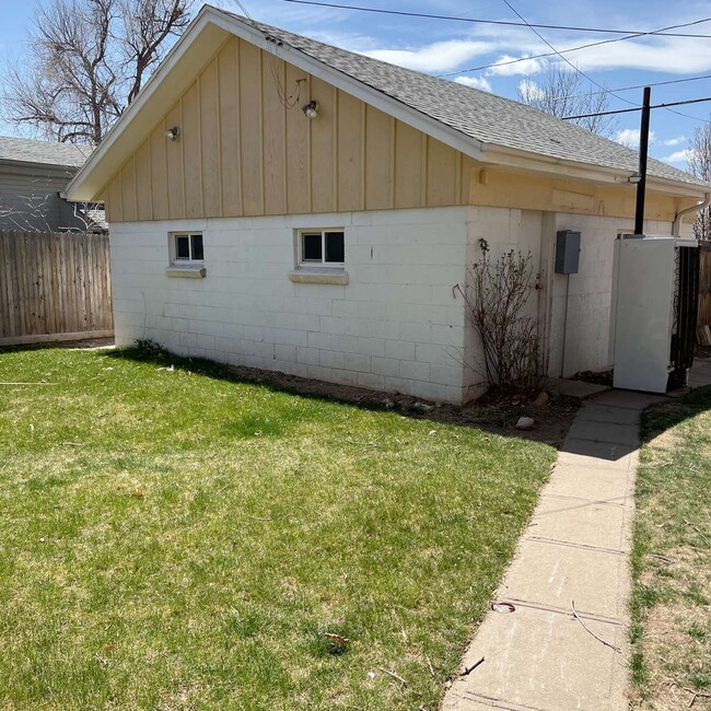 Photo - 4389 S Washington St