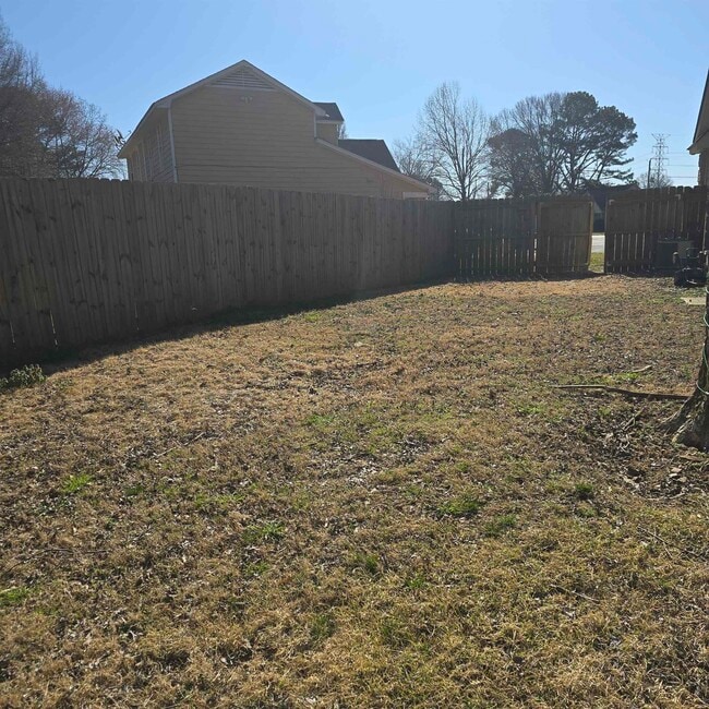 Photo - 2317 Belin Dr