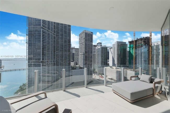 Photo - 300 Biscayne Blvd Way Unidad 2307W