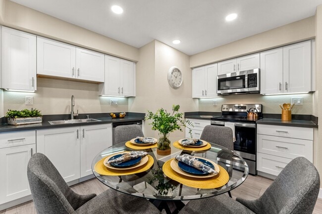 1015 Continentals Ave