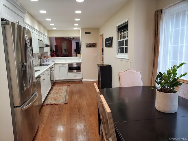 Photo - 91 Duck Pond Dr