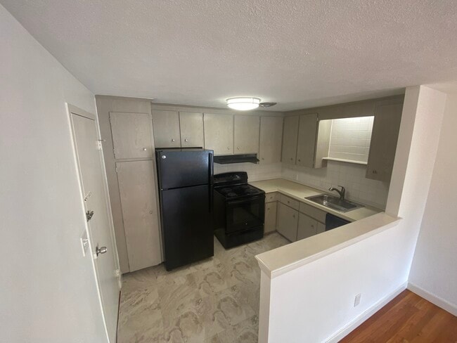 Photo - 1105 Lexington St Unit 2-9