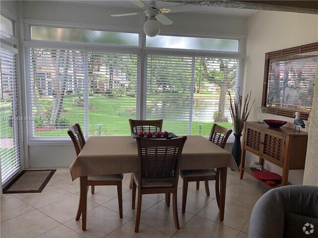 Building Photo - 3430 NW 52nd Ave Unit 103 Rental