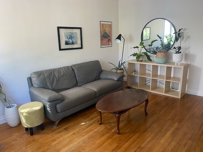 Photo - 413 Holland Ave