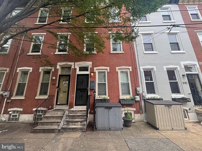 Building Photo - 847 N Uber St Rental