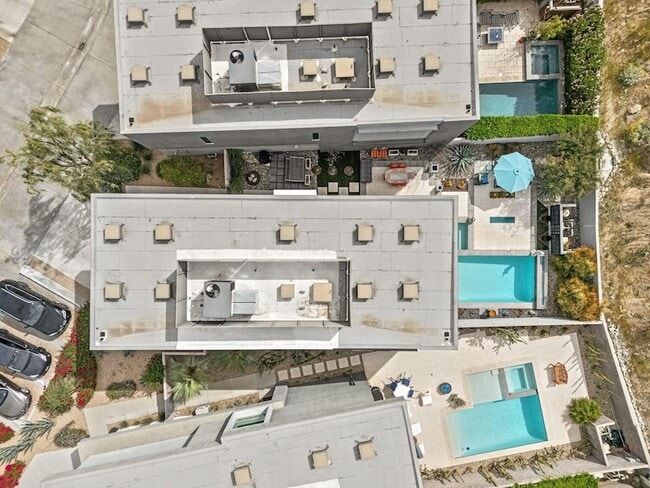 Photo - 1201 Surrey Ln