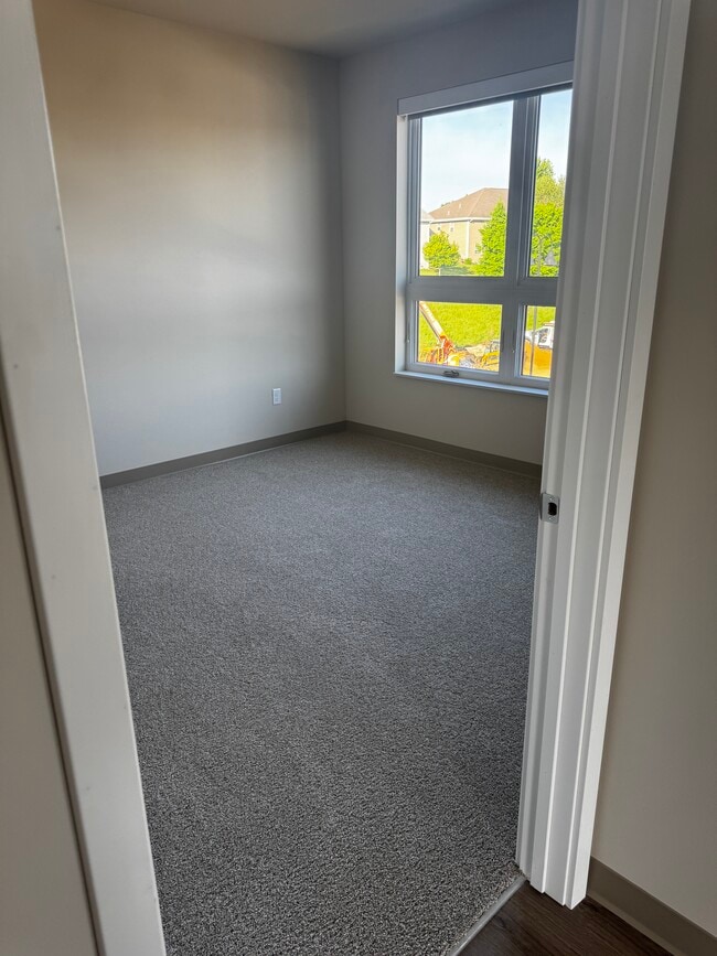 1 Bedroom - Bedroom