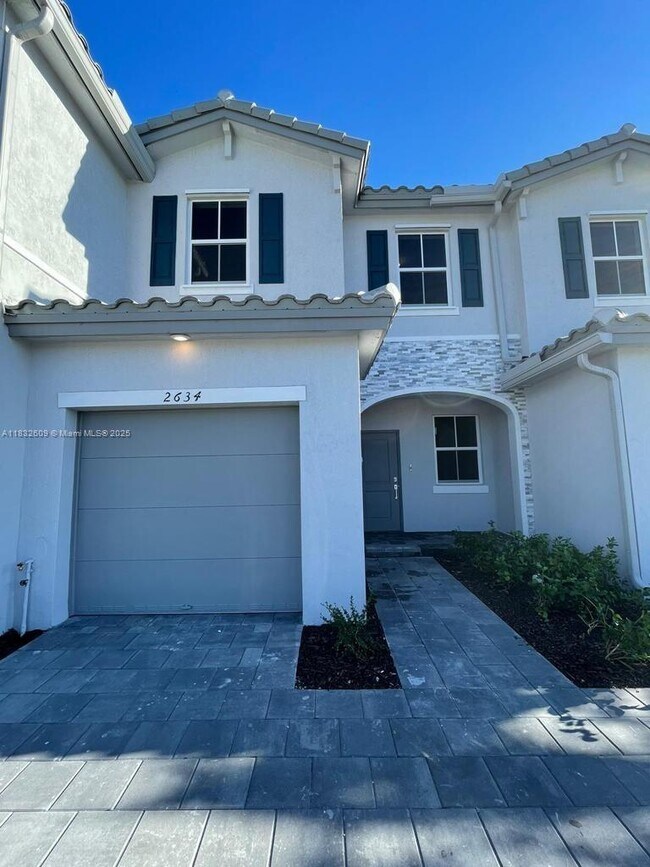 Photo - 2634 SE 11th Ct Townhome