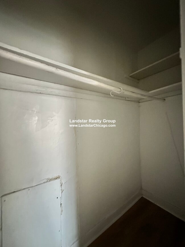 Photo - 6304 N Oakley Ave Unit 1