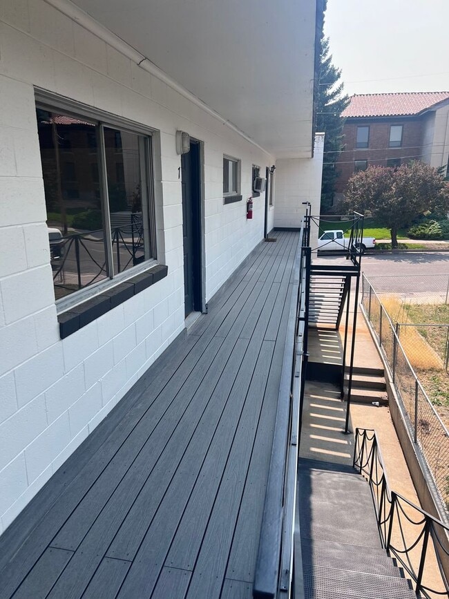 Photo - 838 W Center St