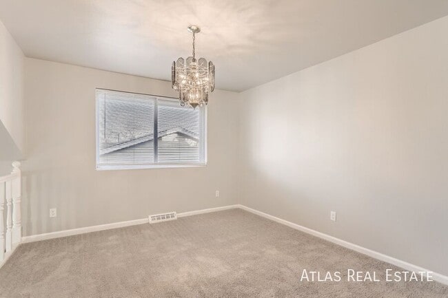 Photo - 364 S Peoria Cir
