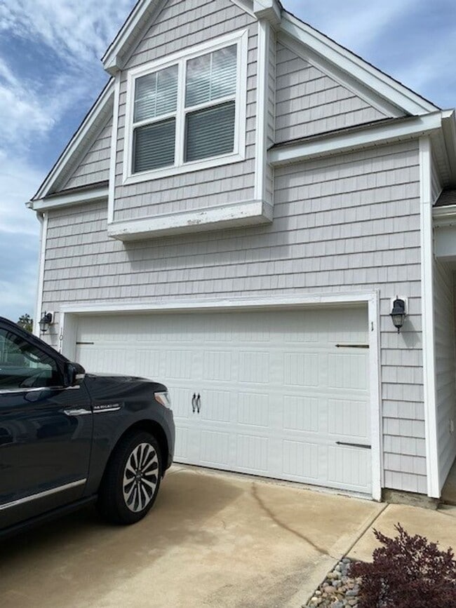 Photo - Welcome to this fully furnished 3-bedroom, 3-bathroom townhouse located in the vibrant Hawkeswate...