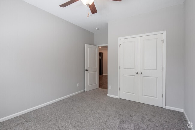 2BR, 2BA - 1,146SF - 2nd Bedroom