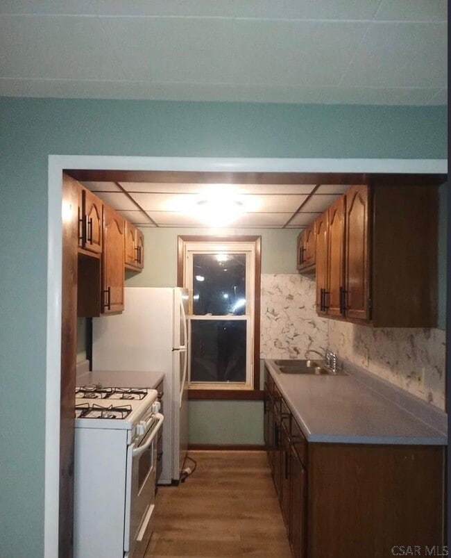 Photo - 444 Stone St