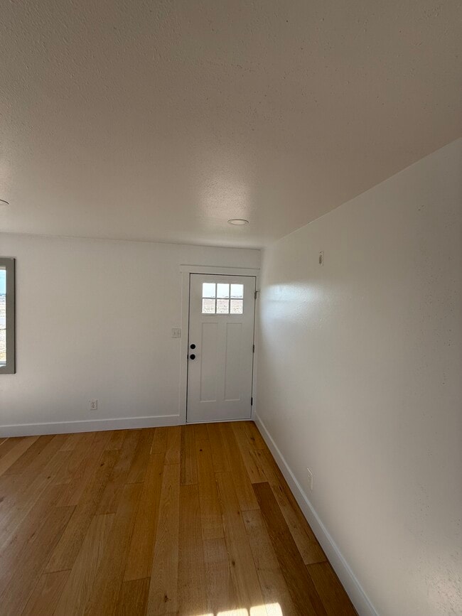 Photo - 633 E Pinion Ridge Rd