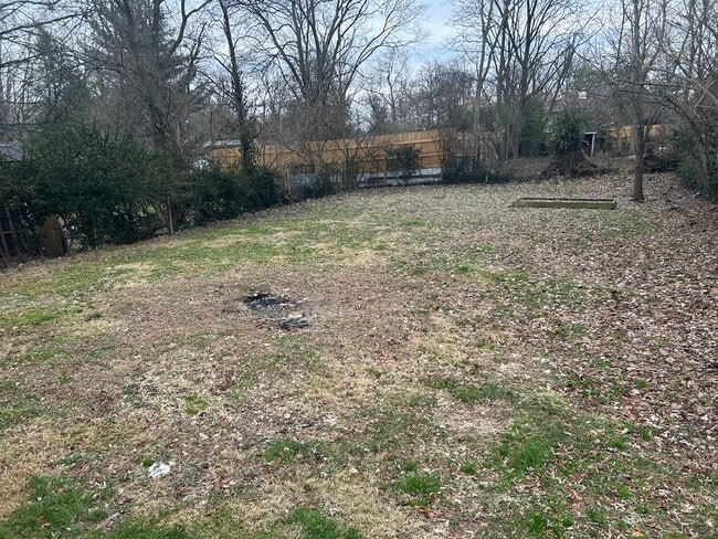 Photo - 1404 Logan St