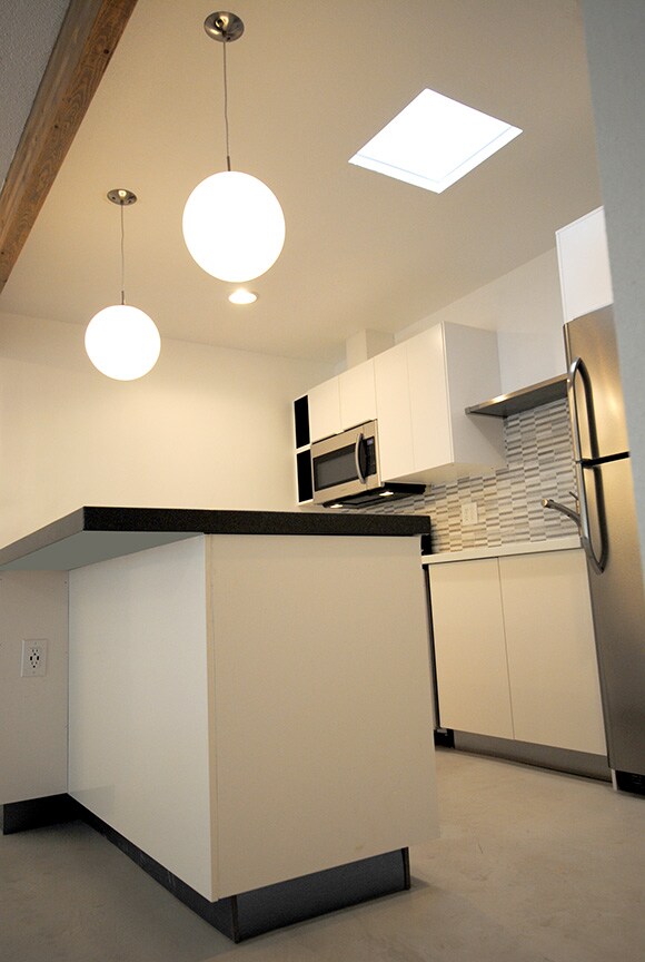 Photo - 425 W Colter St Unidad B