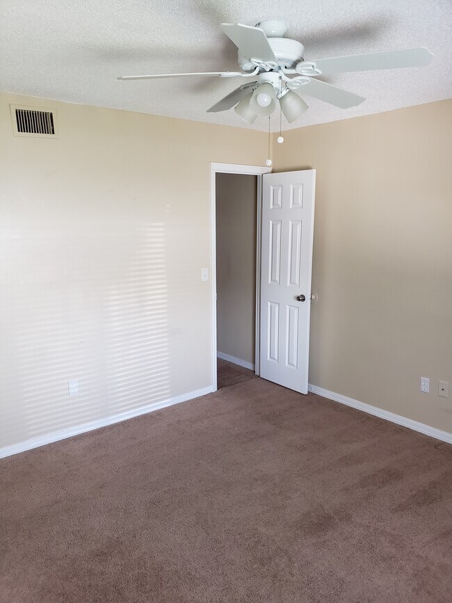 Photo - 2330 Fox Hollow Dr Unit 2330