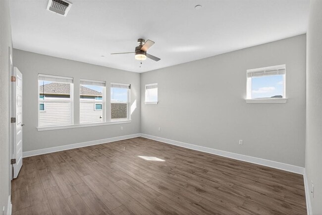 Photo - 213 Flowers Ave