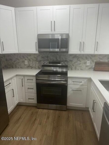 Photo - 8290 Gate Pkwy W Unidad 801