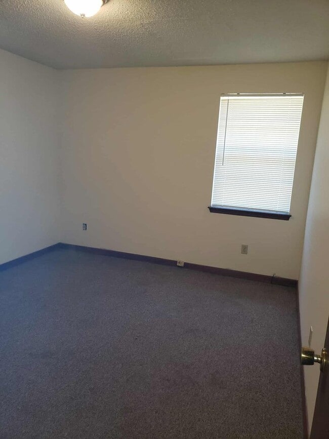 Photo - Duplex Unit Near NAS Pensacola