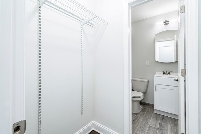 Photo - 113-117 Vose Avenue