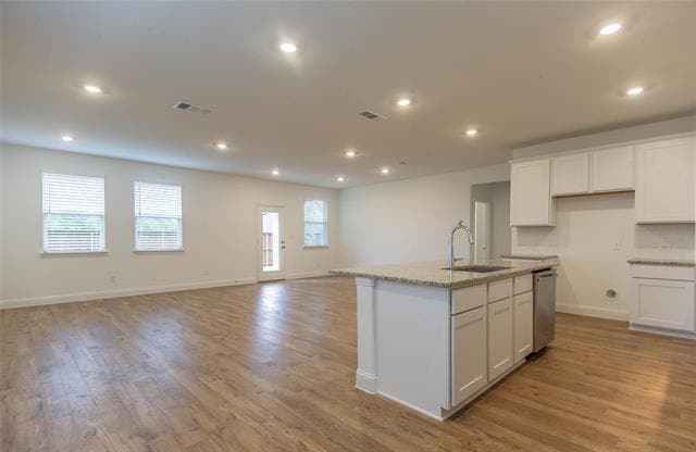 Photo - 204 Castle Rock Dr