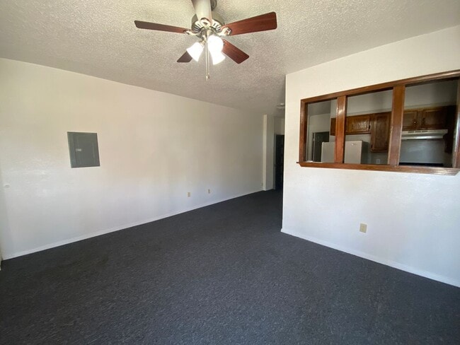 Photo - 1100 W Monroe Ave Unidad A