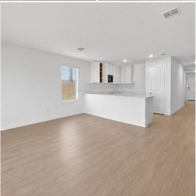 Photo - 7709 Reese St