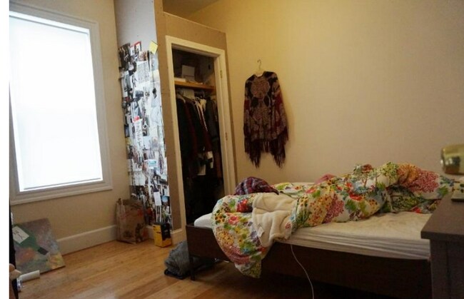 Photo - 76 Mozart St