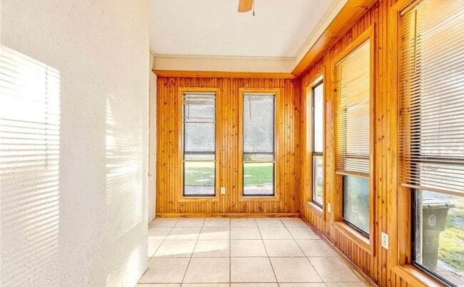 Photo - 6590 Cliffdale Rd