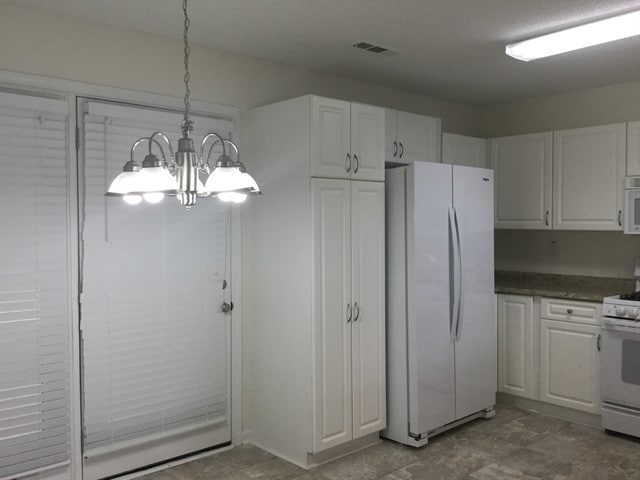 Photo - 406 Bramford Way