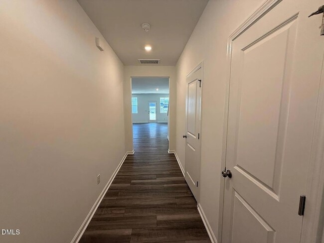 Photo - 205 Lily Patch Ln