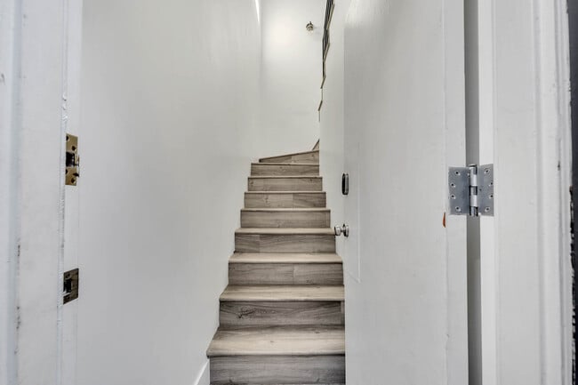 24 20th Ave Unit Loft Unit