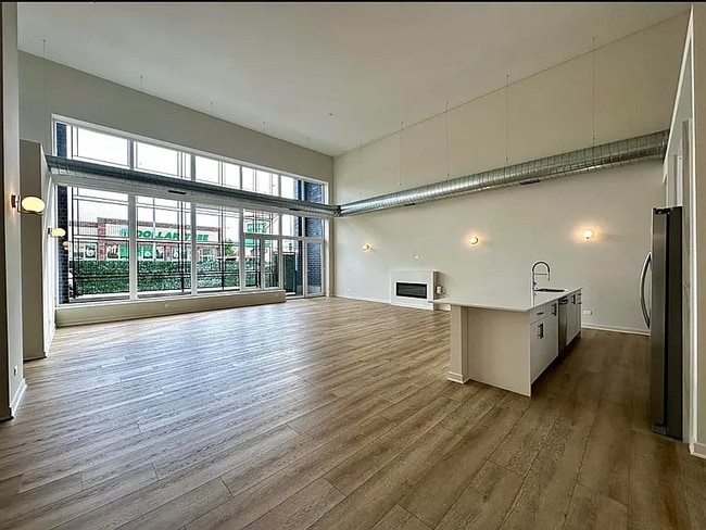 Photo - 3207 N Narragansett Ave