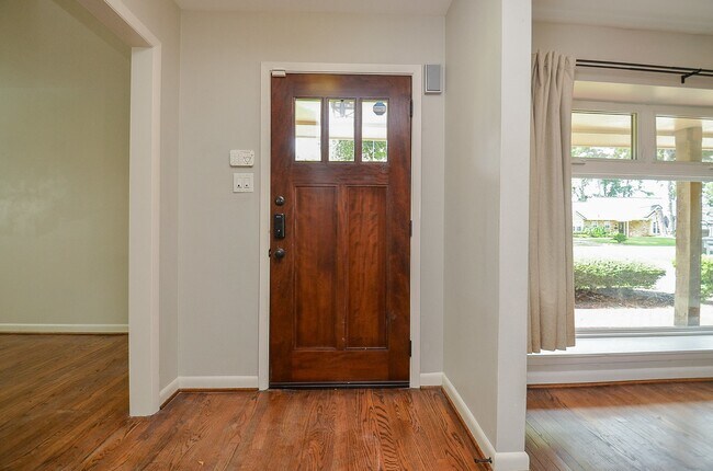 Photo - 10050 Haddington Dr