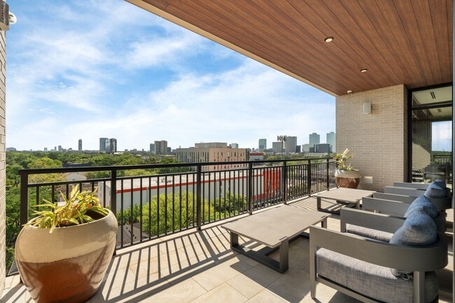 Photo - 2511 Willowick Rd Unit 317