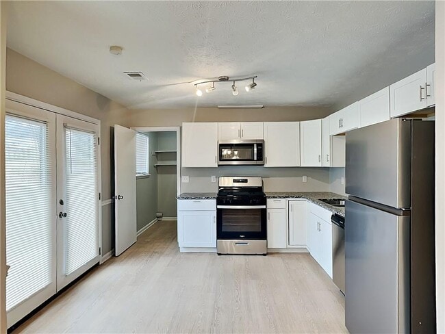 Photo - 8321 Beechwood Ct