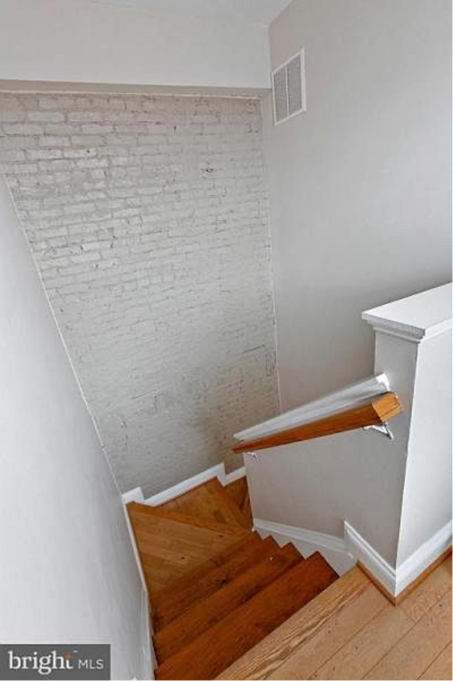 Photo - 27 N Glover St Casa Adosada