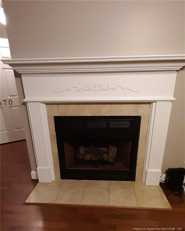 Photo - 670 Amberdale Cir W