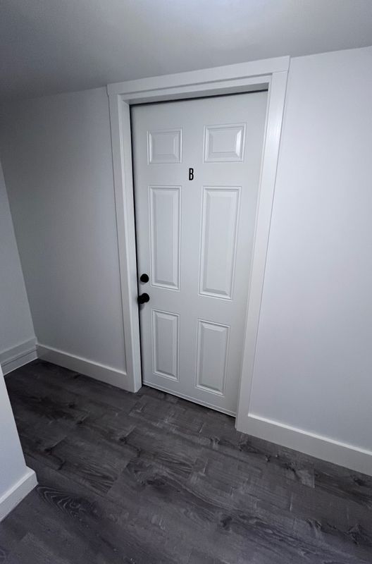 Photo - 221 Channing St NE