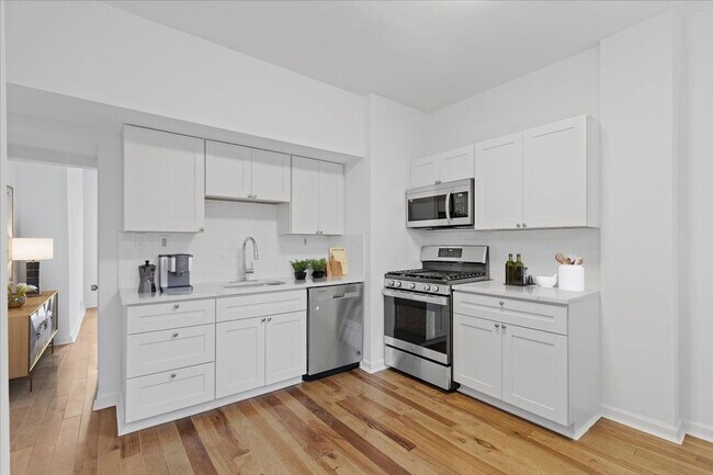 Photo - 1914-1918 B Street Unit 1916