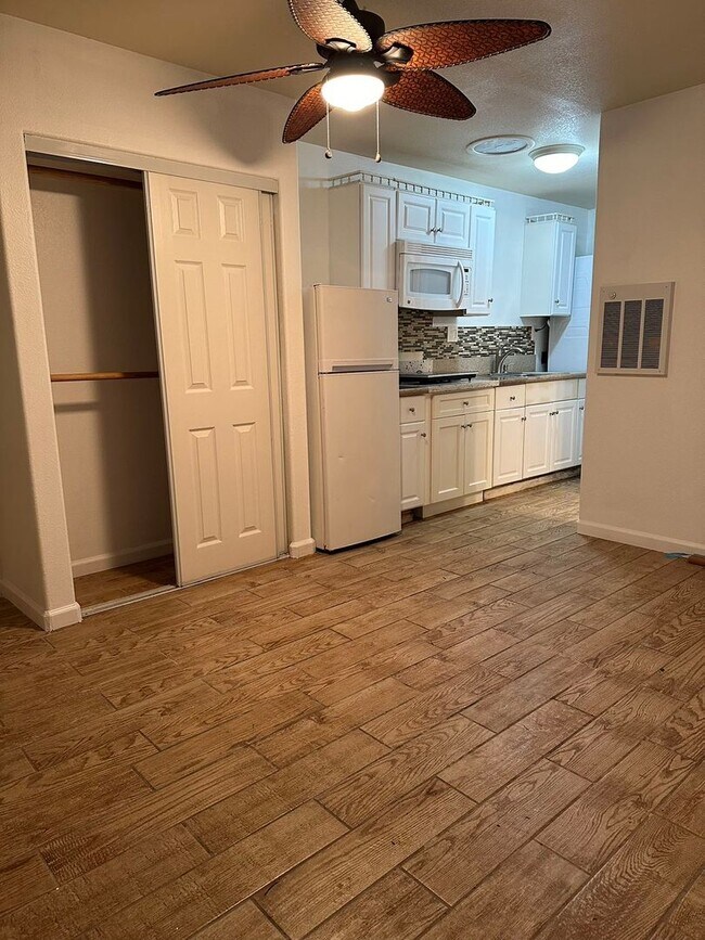 Photo - 390 El Toro Way Unidad Studio 3