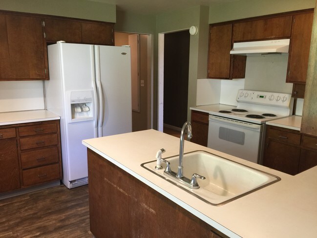 Photo - 420 NW Maryland St Unidad 1