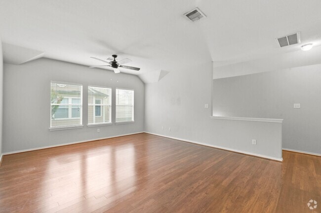 Building Photo - Stylish 2-Bed, 2-Bath Home with Unique Ups...