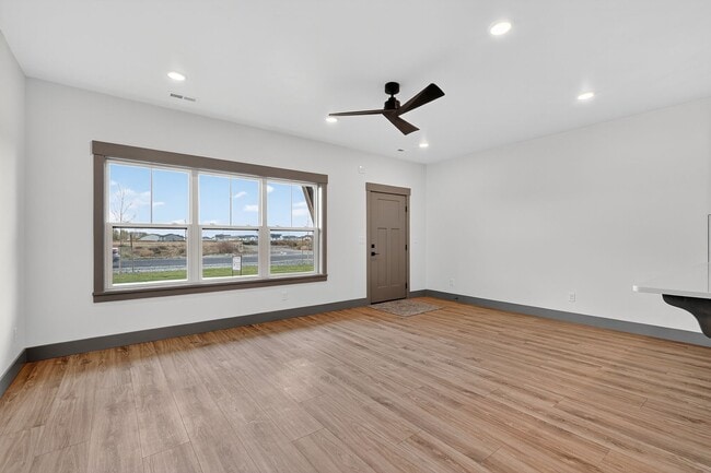 Photo - MUST SEE TOWNHOMES IN AMMON RIGHT OFF BEAC...